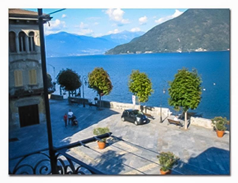 Piazzetta Lago Cannobio Luaran gambar